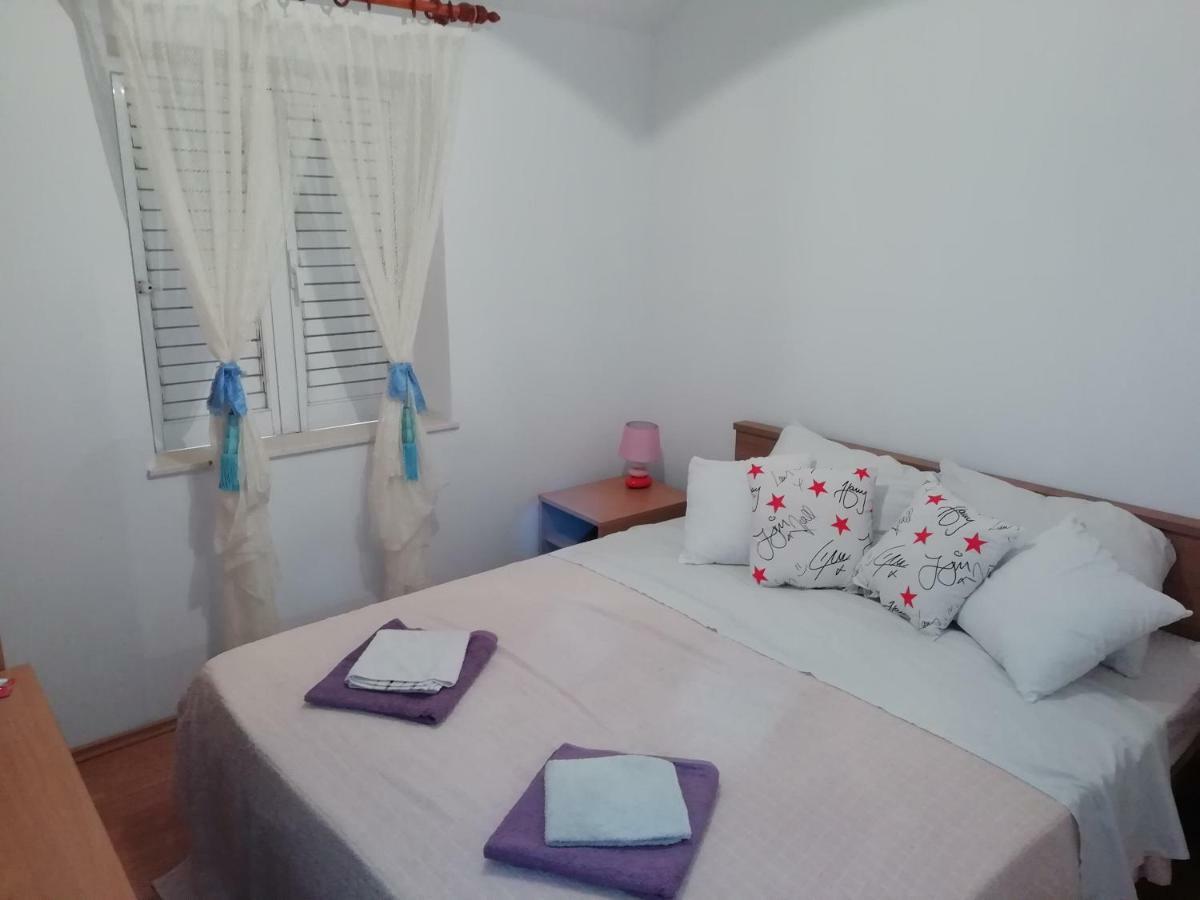 Apartman Radic ストン エクステリア 写真