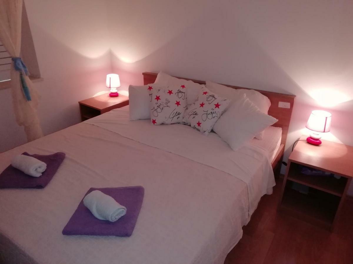 Apartman Radic ストン エクステリア 写真